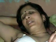 indian aunty humped with secret lover in her home