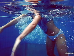 Gorgeous ginger hairy pussy underwater