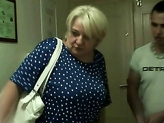 Picked up blonde grandma gets ravaged from behind