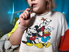 Smoking vape jiggly bbw Furiyssh