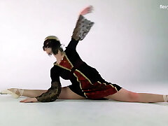 Nude ballerina Manya Baletkina super hot flexible teenage