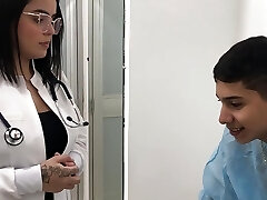 doctor help me with my erection problem - porno in spanish