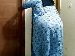 Saudi Arabia Hot Aunty ko mast chudai - Anal fuck & cum out inwards huge booty