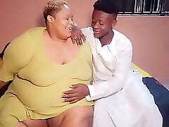 AfricanChikito Large Juicy Pussy opens up like a GEYSER!!!