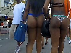 Check out really appetizing big bubble bootie flashed outdoors