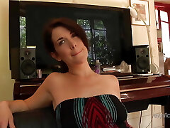 Meeting and Rectal Sex with a French MILF