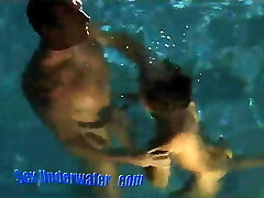 Bamboo loves to suck cock underwater