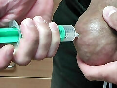 Extraordinary Pumping 2 x Air Into Balls