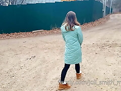 Country girl showed boobs and cunny next to roadworks