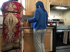 Real Arab G/g Couple In Marseille