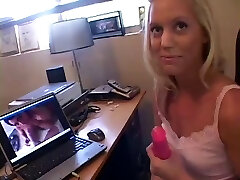 Papa - Blond Coed Taught How To Suck Meatstick