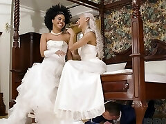 FFM threesome with wonderful Veronica Leal and Selva Lapiedra