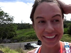 Horny chick Summer Vixen lets her BF play with her hairy vulva