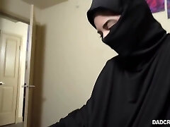 Gabriela Lopez - Daughter-in-law New School Slit