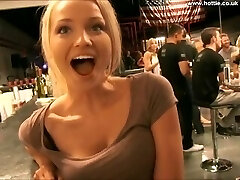 Super Hot Chick in a Bar Shows me Everything