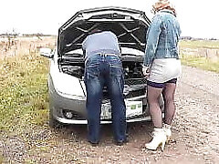 Public hook-up. Random passerby helped to repair car Frina and fucked her doggy style on auto rubber hood. Slut. Slut. Outdoor. Outside. In public. Casual fuckfest sexy Milf