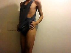 First video Spectacle before going to bed. Latin guy.
