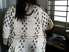 Desi Bhabhi Khana Bana Rahi The Tabhi Devar Piche Se Aya Aur Uski Chudai Kar De - Bhabhi Nailed In Kitchen While Cooking