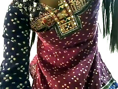 amateur indian girl nude showcasing on cam