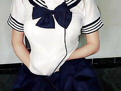 Busty dame warms up live and masturbates with her toy