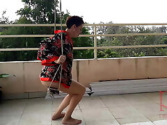 Super-cute housewife has fun without underpants on the swing Slut swings and shows her perfect pussy 1