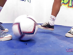 zwischen zwei lesben könnte alles passieren