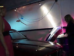 oldtimer-gastgeber 2 babes