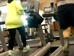 Candid Phat bum Arabic milf workout p1