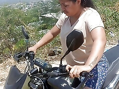 I teach my neighbor how to rail a motorcycle and she gives me her vagina.