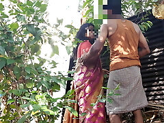 Aunty was looking for something in the garden and I had lovemaking with her