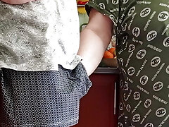 sperm flows powerfully from the penis after his mom-in-law jerked him off