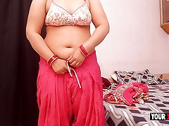 Exlcusive- Stepmom pissing, cloth changing, Sucking Dick, Fucking Cunt and ass-hole by her stepson