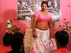 Yoga schoolteacher Gives instructions