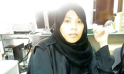 French Arab Maid Fucked For Ten$