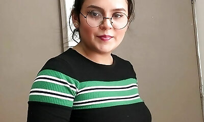 Horny stepmother rewards for good grades - Spanish porn