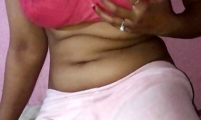 Uff kitni red-hot h yll Meri chudkad girlfriend ne muje ye flick bheji