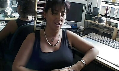 Biz lady gets fucked for taking the wrong parking spot