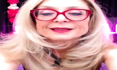 Nina Hartley Randy Schlongs moment in Time