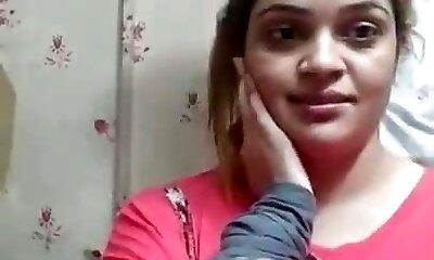 Afreen Khan Official With Magnificent Sports Top