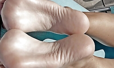 ARCHES FEET
