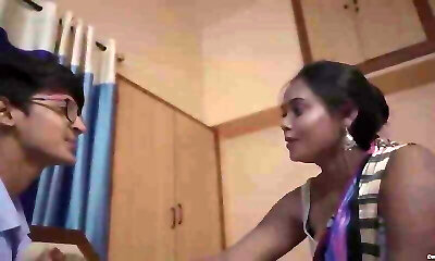 Desi Kamvali Bay Sunita Has Hardcore sex with Virgin Guy