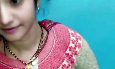  Indian Desi bhabhi ne apane sasur ko raat me bulakar apni choot chudai