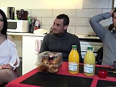 Karine A., Bethie Lova betty And Helena - Petits Secrets