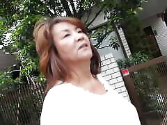 M626G19 The first and last AV appearance of 65 years old! I want to experience sleeping sideways things while I have sex with a woman ...