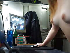 Latina fucks in the ass on live video in front of the computer