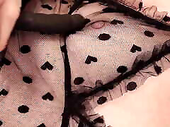 heiße nasse muschi mit schwarzen riemen