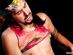 Hippie MaxxStoner Cums