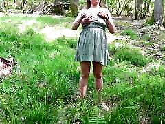 Training Zero Femdom majikan dengan pembantu rumahnya Humiliation! Sissy Chastity Cage Flashing Piss Stinging Nettle Discipline Ballbusting CBT Real