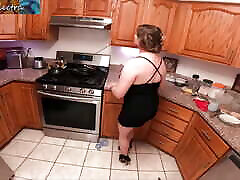 Stepmom gets it in the kitchen from her stepson after the divorce