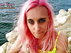 Picked up a slut at the seaside and she gave me a xxx masturbai blowjob on a crowded pier